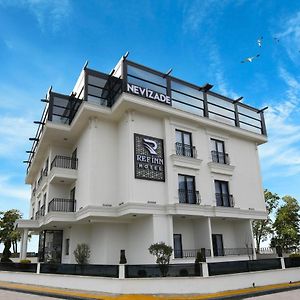 Ref Inn Hotel